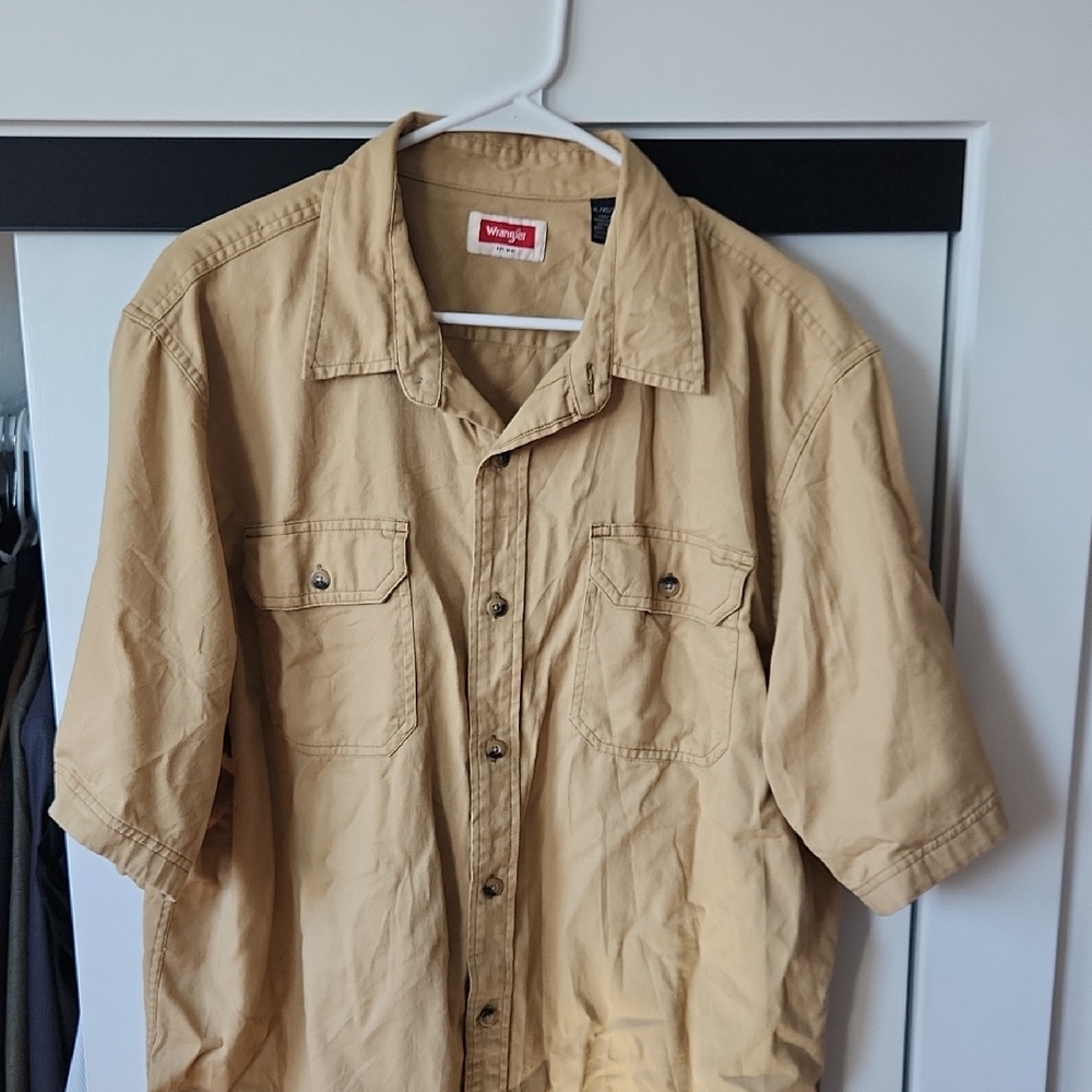 Wrangler Men's Tan Short Sleeve Shirt Jacket